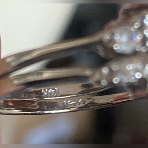 14K White Gold Ring 7.5g 1/3 ct. Center Stone 69 points side stones 1 ct total - Picture 8 of 9